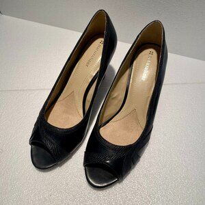 Naturalizer Black Leather Open Toe Heel Size 8.5